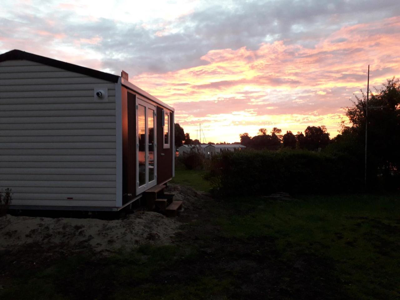 Ferienpark Suederstapel - Eiderlodge 3 Eksteriør billede